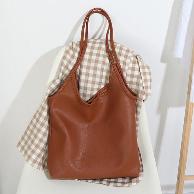 

Женская винтажная сумка на одно плечо, повседневная сумка большой емкости, однотонная, простая, универсальная, мягкая сумка из искусственной кожи 28*37*9cm коричневый