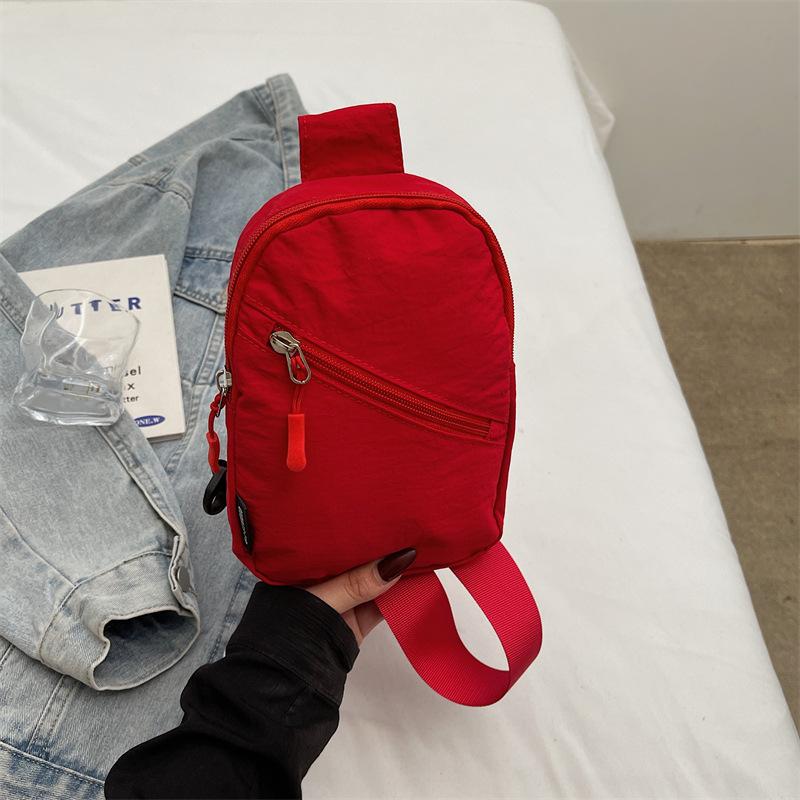 

Breast bag Women s lightweight and simple mini satchel Summer casual mobile phone bag Men s messenger bag Sports running bag красный