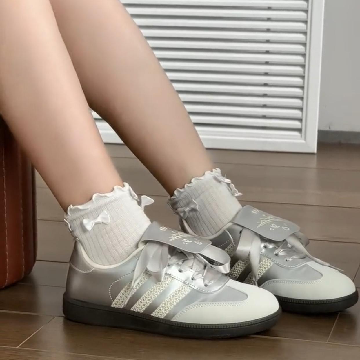 

Casual silver Dexun shoes women s autumn new Maillard sports Forrest Gump shoes versatile breathable board shoes women s shoes 40 серебряный