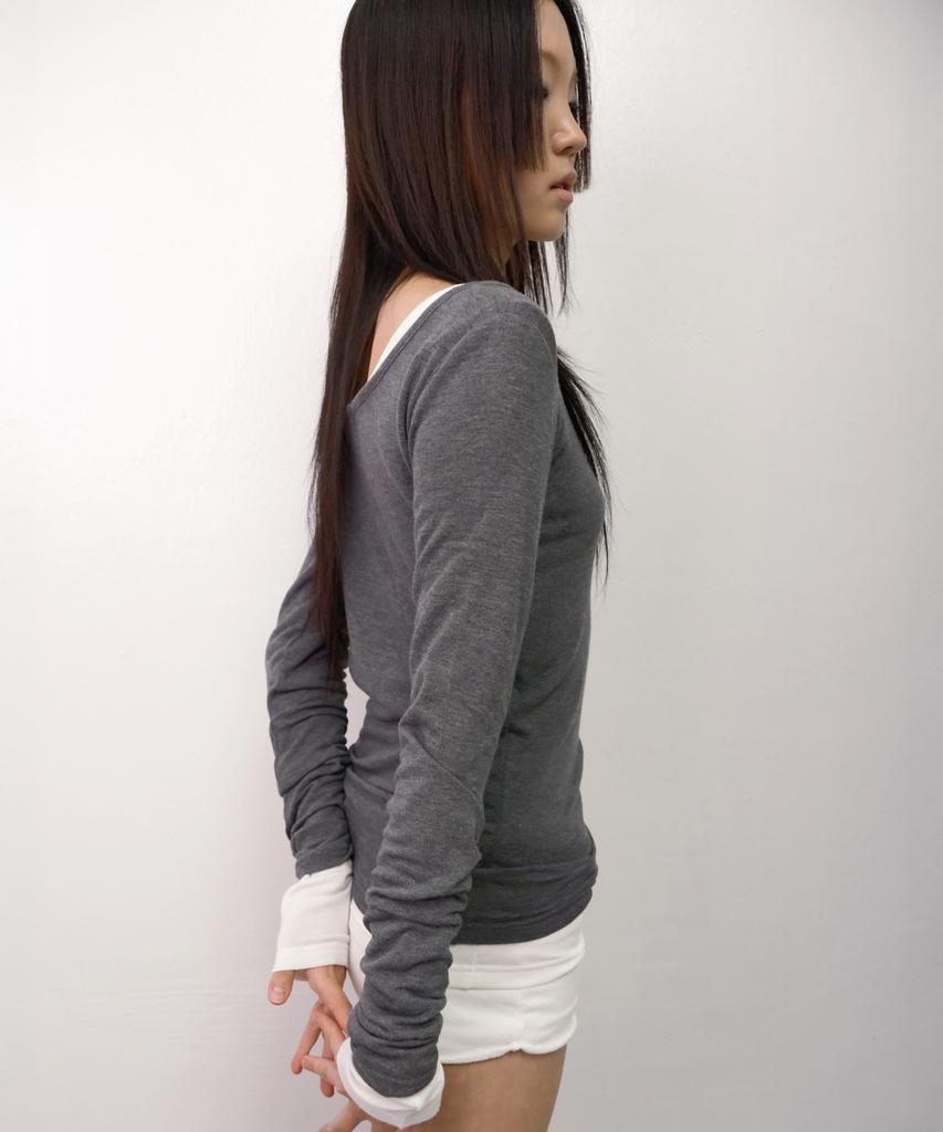 Lujeuseullibobeo Cutout Long Sleeve Tee *Melange Gray