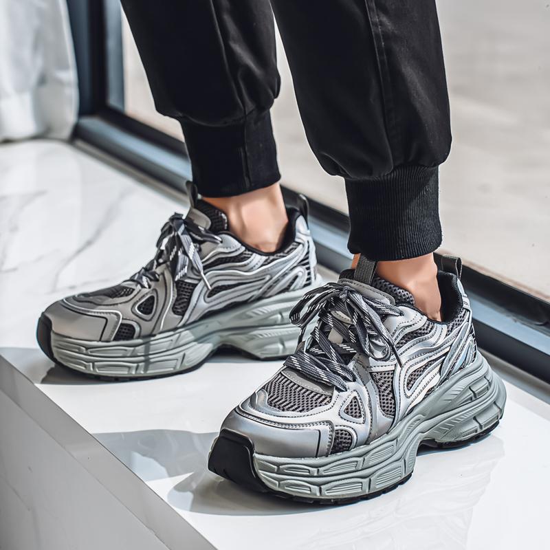 

2026 Versatile Breathable Trendy Sports and Leisure Mesh Shoes Lightweight Low Cut Thick Soled Tall Men s Shoes 40 сірий колір