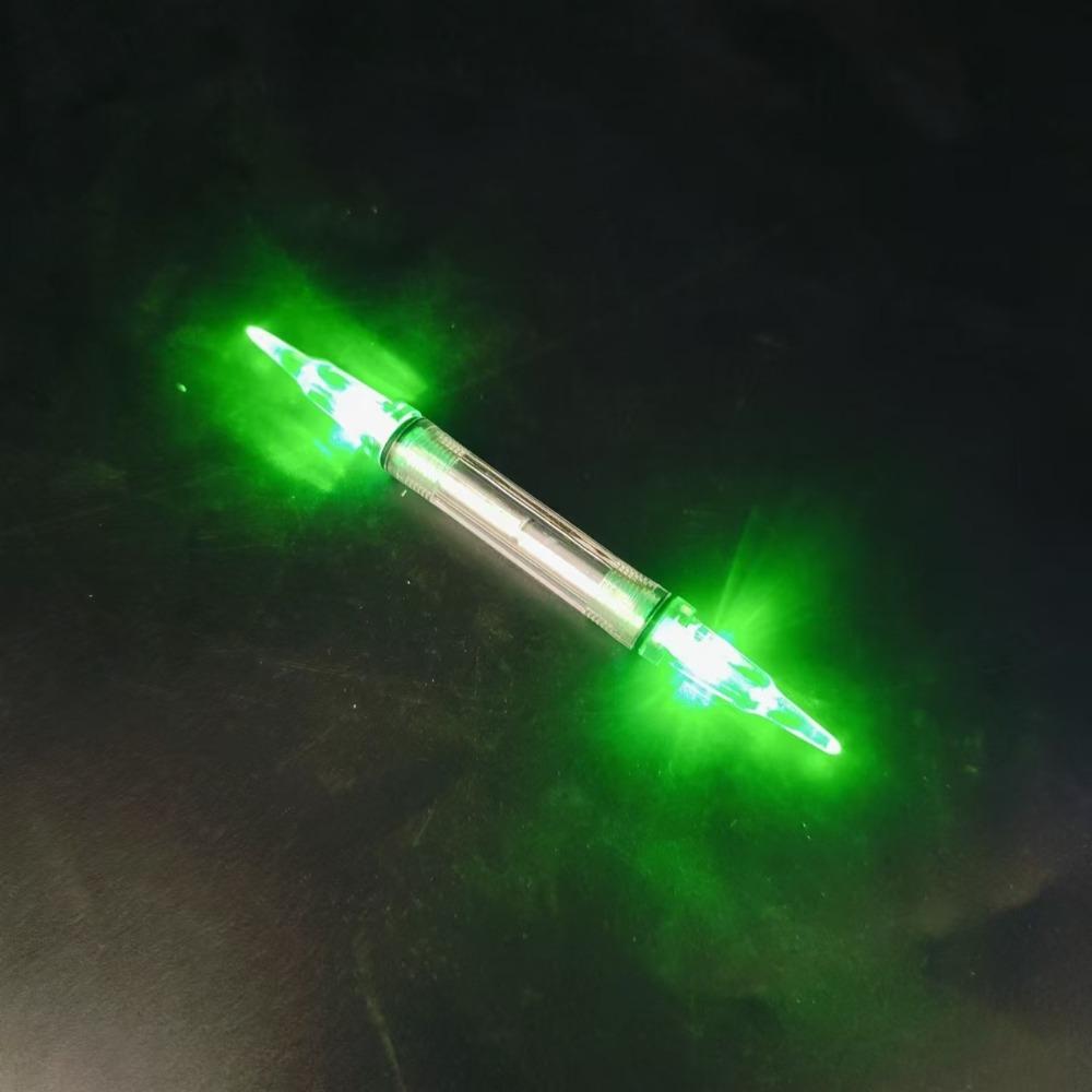 Durable Colorful LED Lure Light with hook Bass Spoon Deep Drop Underwater Fishing Flash Lamp Diamond Shape Fishing Squid hook