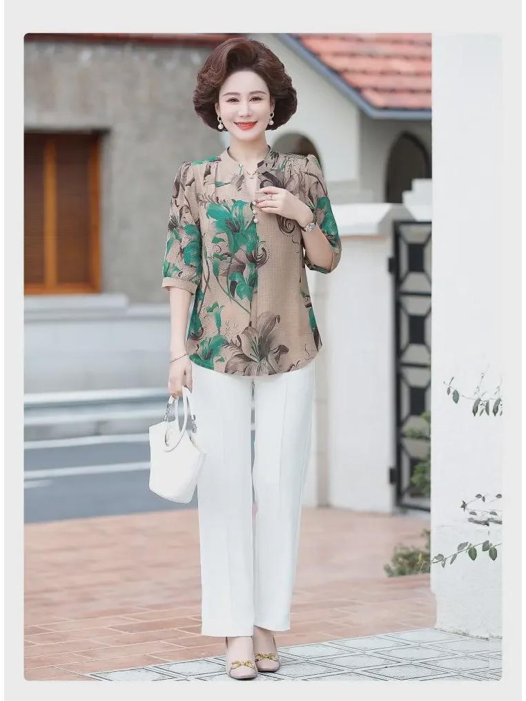 Cămașă de vară la modă pentru femei de vârstă mijlocie, 40-50 de ani