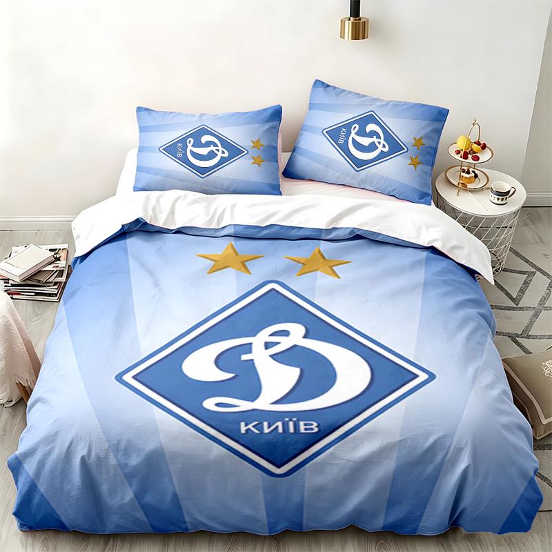 FC Dinamo Minsk 3pc set Perfect for bedroom use Comfortable bedding set includes a duvet cover and two pillowcases Ideal birthday or Christmas gift
