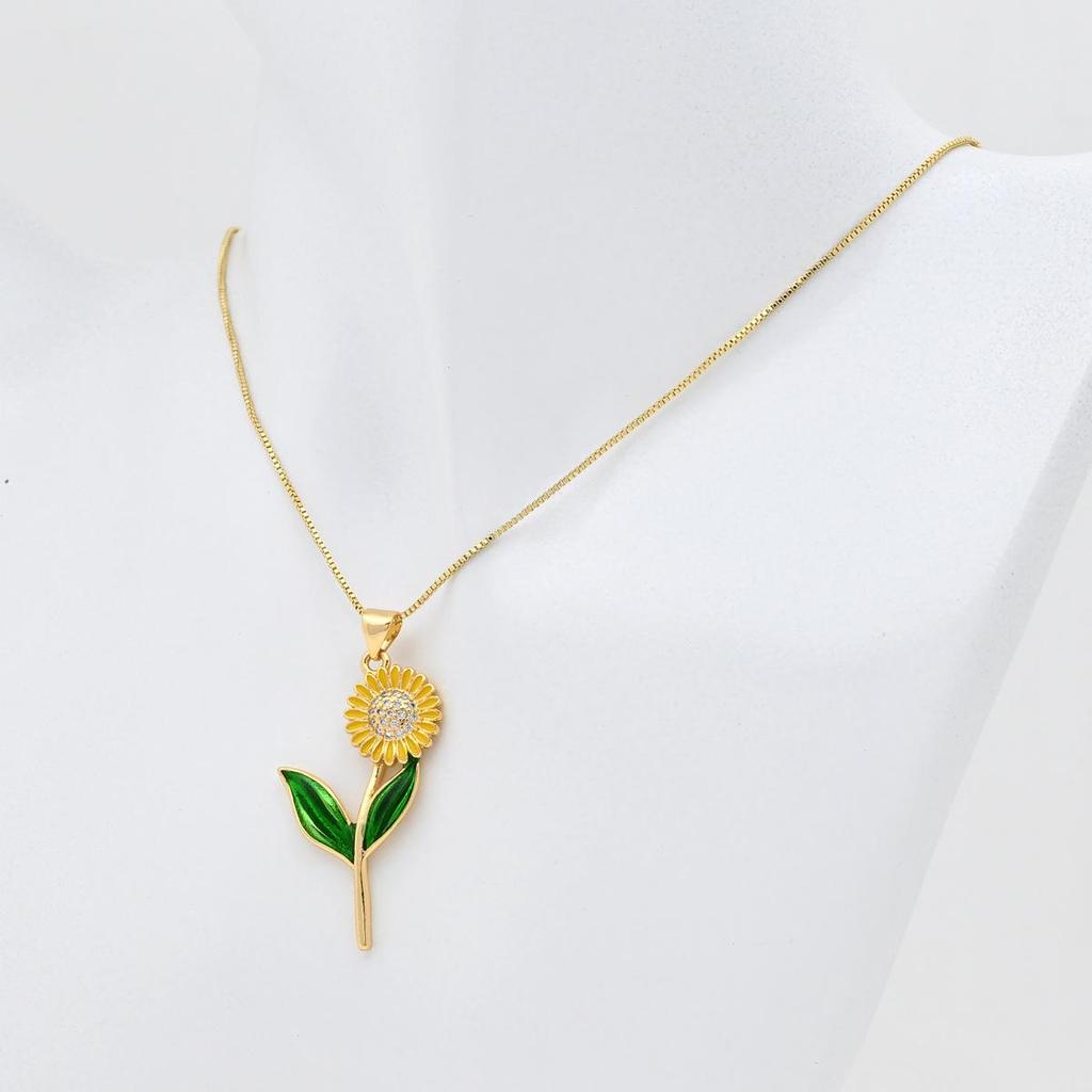 Hot Selling Fashionable Sunflower & Peony Pendant Necklace