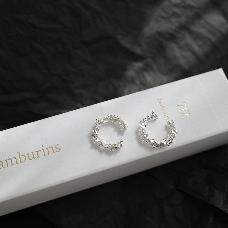 Korean Style Irregular Shiny Gear Ear Cuff, No Piercing Needed, Versatile and Chic for Autumn