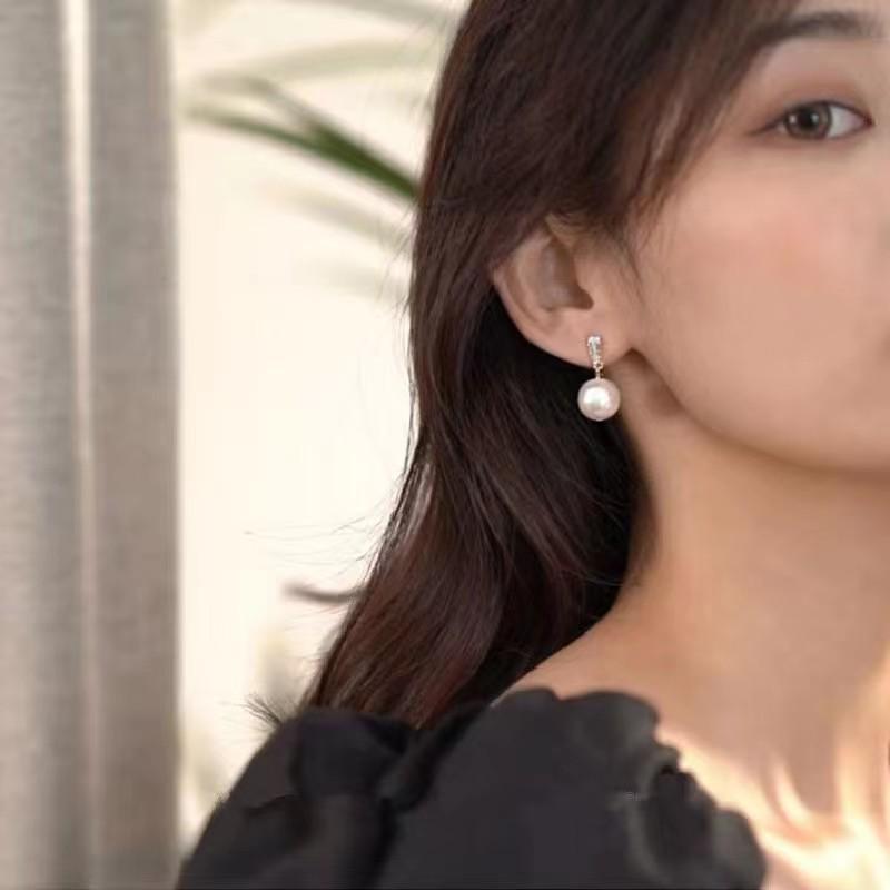 S925 Silver Cubic Zirconia Pearl Stud Earrings - Elegant, Fashionable, and Versatile Everyday Jewelry