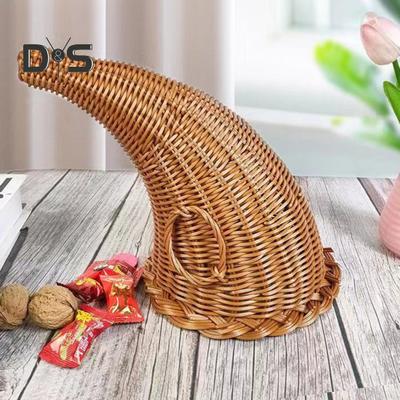 Christmas Cornucopia Basket Horn Shaped Rattan Basket Large Capacity Multipurpose Storage Basket Thanksgiving Home Decor