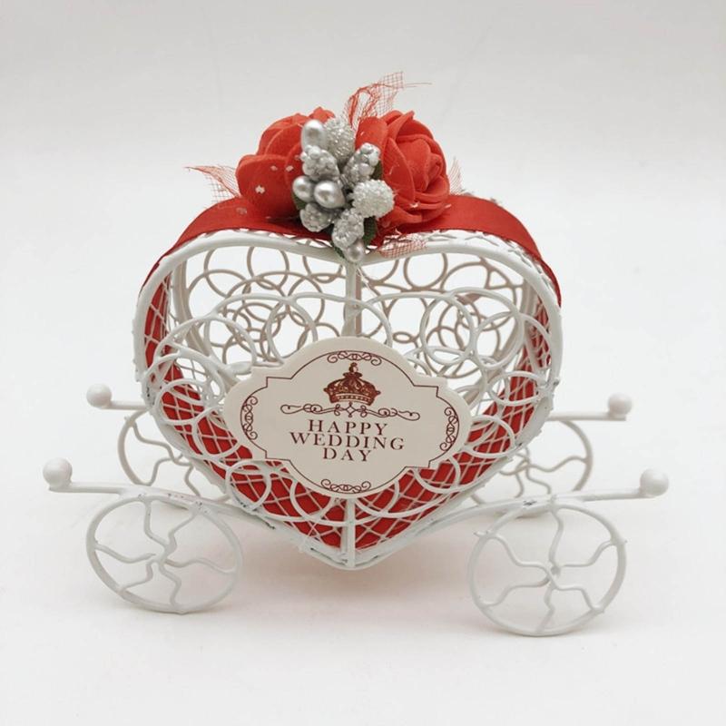 Metal Candy Boxes for Wedding Party Decorations Gift Bags with Ribbons Flower Souvenirs Gift for Guests Carriage Style