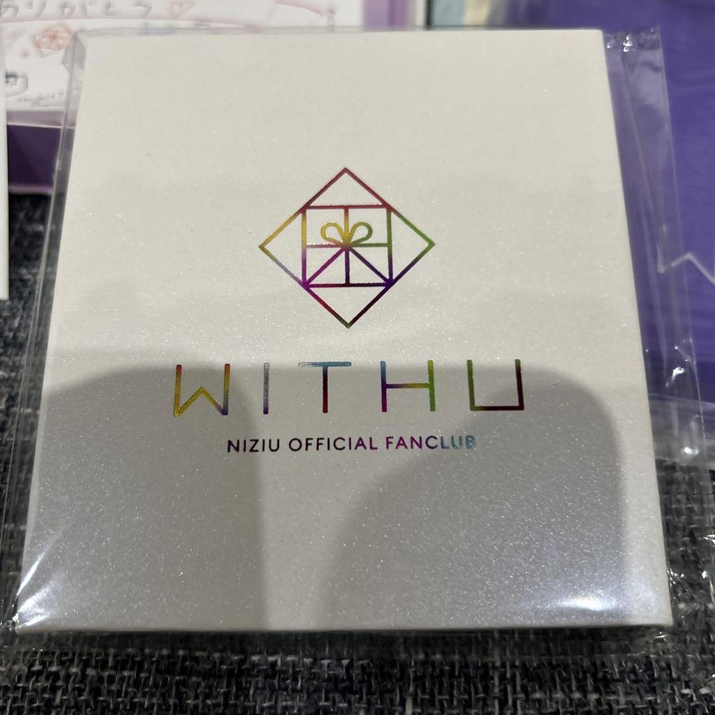 [USED] Niziu Fan Club Membership Bonus: Autographed Card by Ayaka