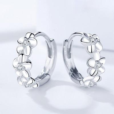 1 Pair Women Hoop Earrings Flower Rhinestone Jewelry Korean Japanese Style All Match Shiny Circle Earrings for Prom