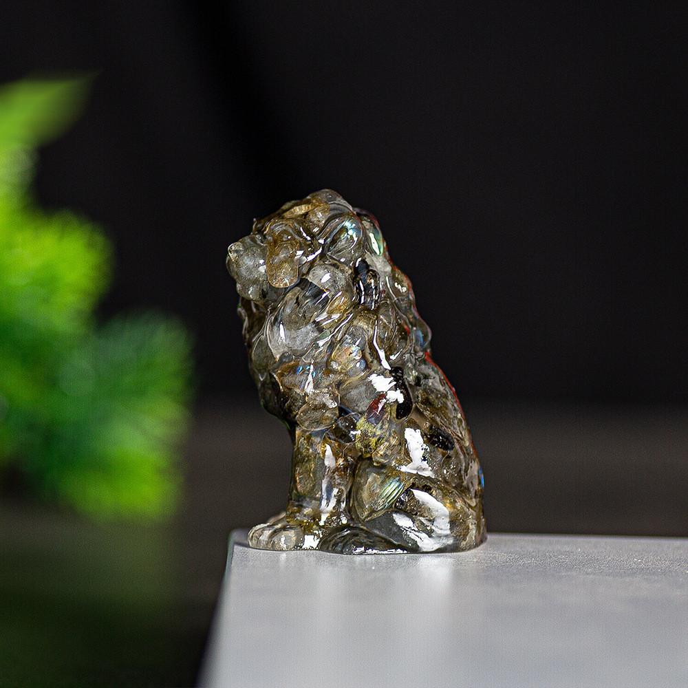 Löwenfigur aus Kunstharz und Kristall für die Dekoration von Zuhause oder Büro, gefertigt aus natürlichem Wasserkristall