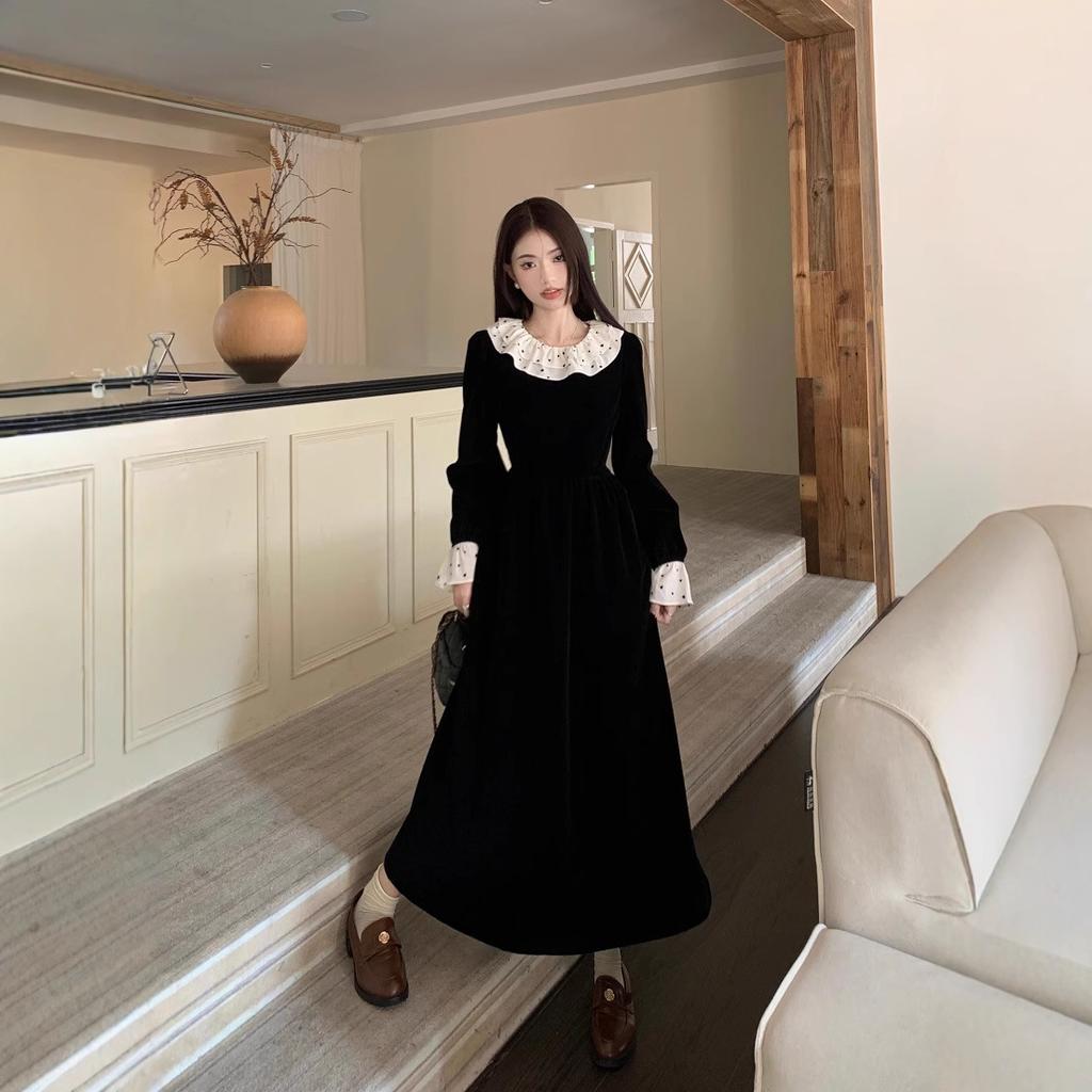 French Ruffled Collar Velvet Dress Women's Autumn and Winter Temperament High-waisted A-line Skirt Hepburn Style Waist Thin Long Dress