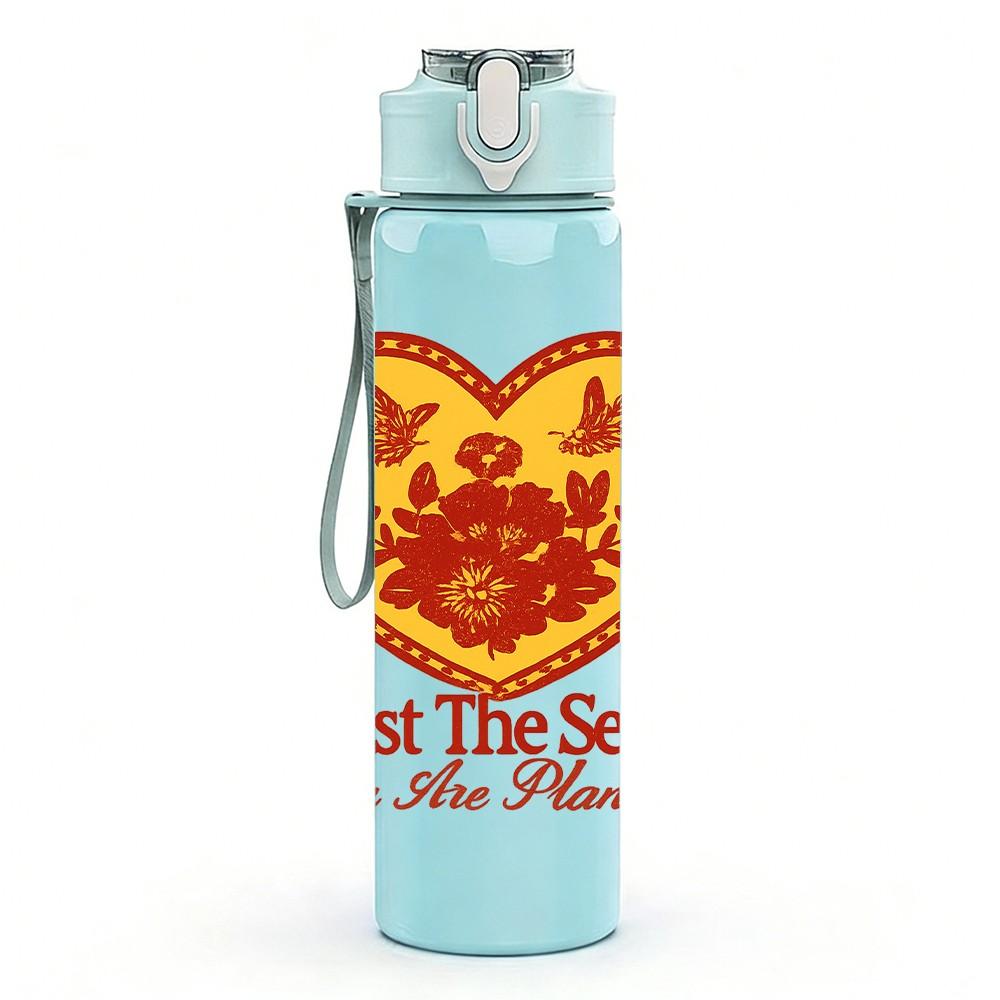 1PC Trust The Seeds Vintage Heart Print 750ml Color Plastic Sports Water Bottle Leakproof Flip Straw Lid Suitable for Sports Office Home Use