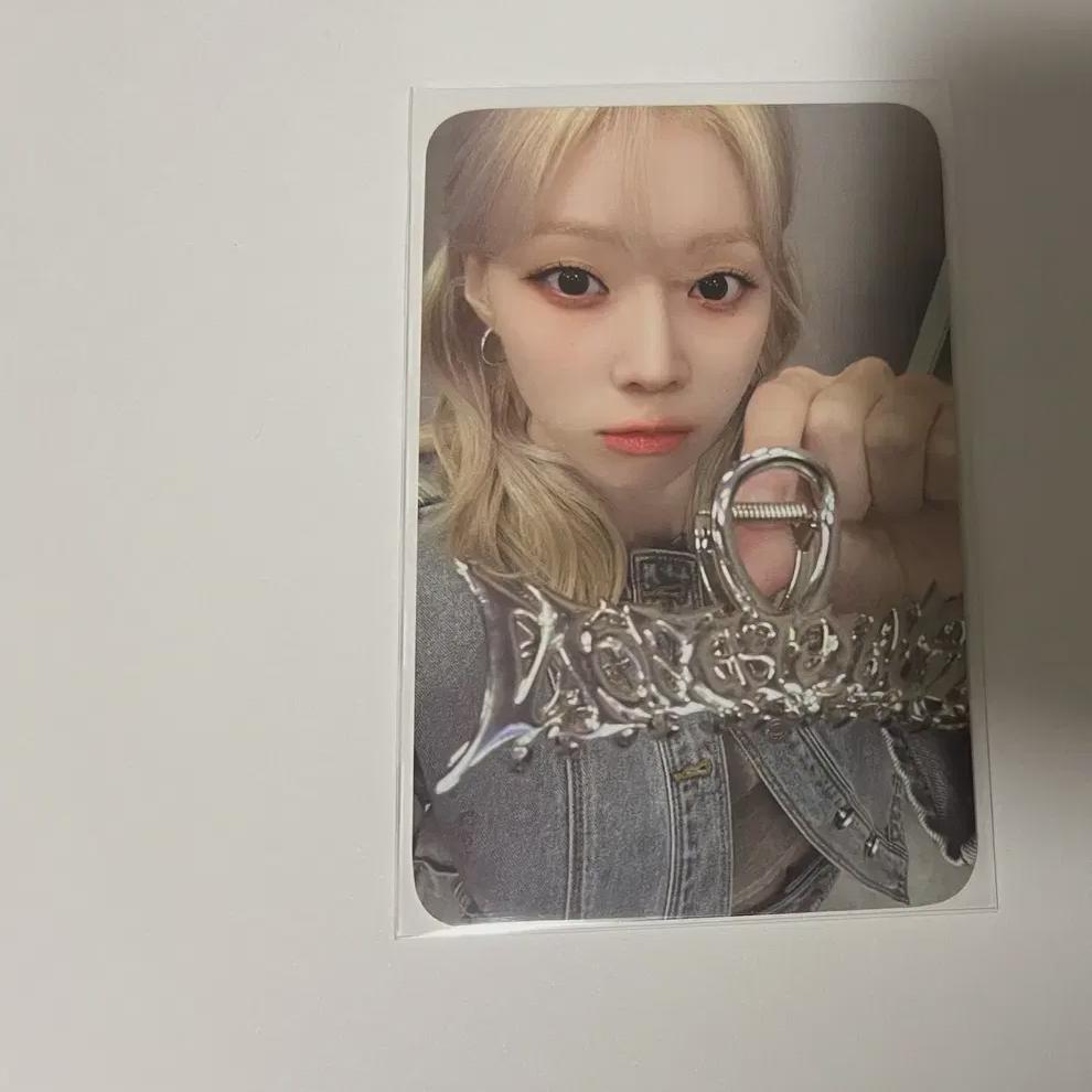 

Aespa Winter Photo Card Winter Hair Clip Photo Card Winter Armageddon Photo Card