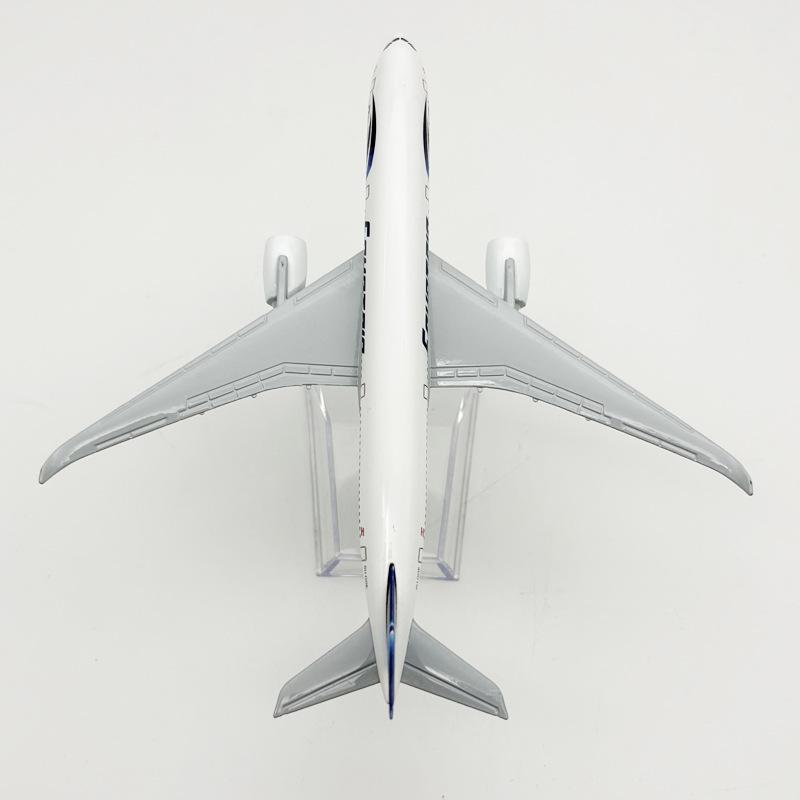 Aircraft 16cm Model 1/400 Scale Egypt Airways Airplane Alloy Metal 350 Miniature Plane Model Aviation Christmas Gift