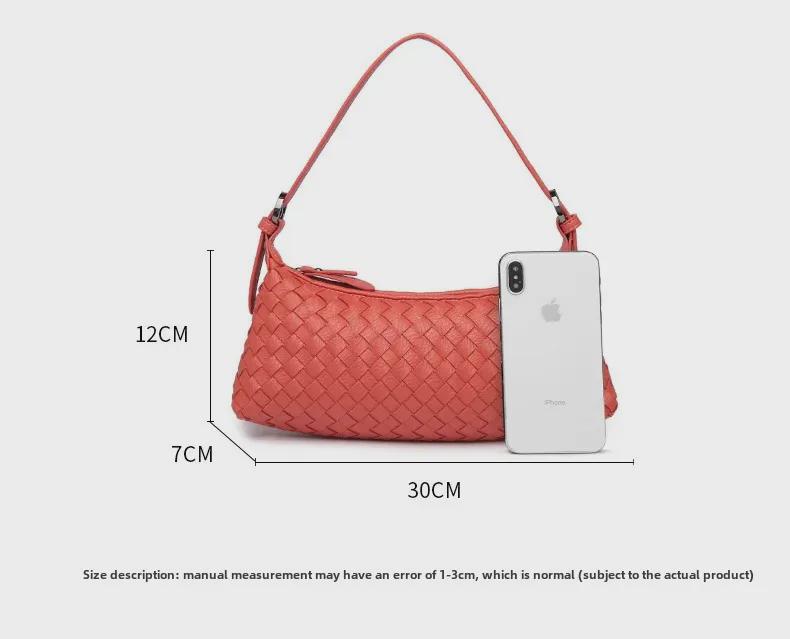 2025 Korean Style Versatile Hand-Woven Shoulder Bag 