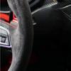 Handgenähte weiche schwarze Carbonfaser-Lenkradabdeckung aus schwarzem Wildleder für Volkswagen Golf 7 Mk7 Passat B8