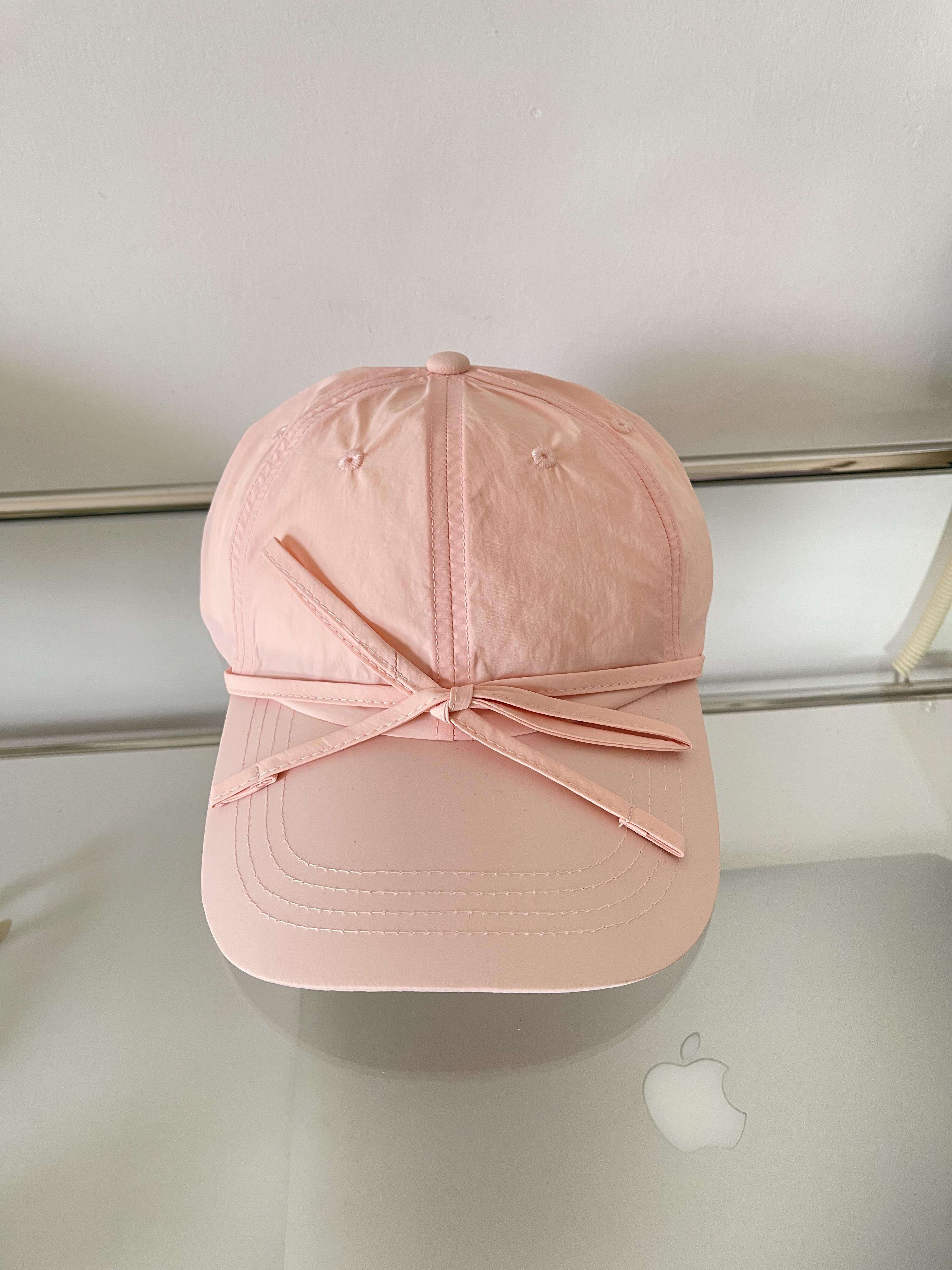 

Нишевый дизайн отаку с таким же бантом бейсболка, большая окружность головы, круглое лицо, маленькая корейская универсальная кепка лето Adjustable 56-58cm светло-розовый