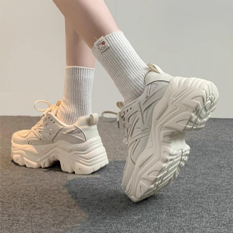 Popular Hong Kong style muffin thick-soled dad shoes women's small men increase in height 2025 new spring and autumn versatile casual sports shoes