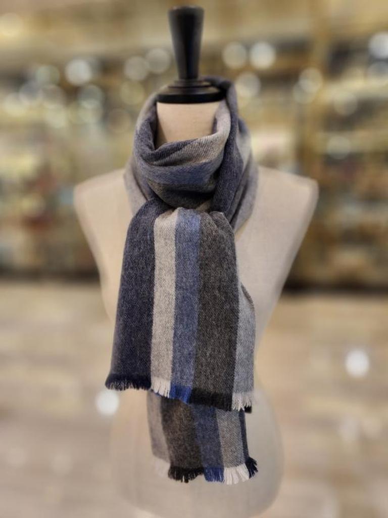 100% Cashmere Lexi E22F1WM004