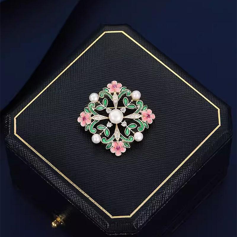 Temperament Brocade Brooch High-End Female Delicate Pearl Flower Brooch Anti-Light Buckle Pin Clothing Accessories