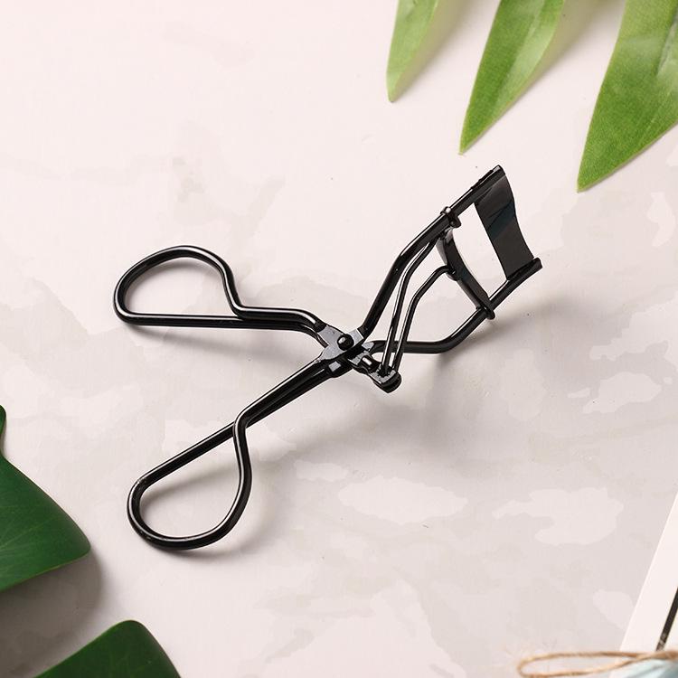 Eyelash Curler with Silicone Pad, Lash Protection, Makeup Beauty Tool, Multipurpose