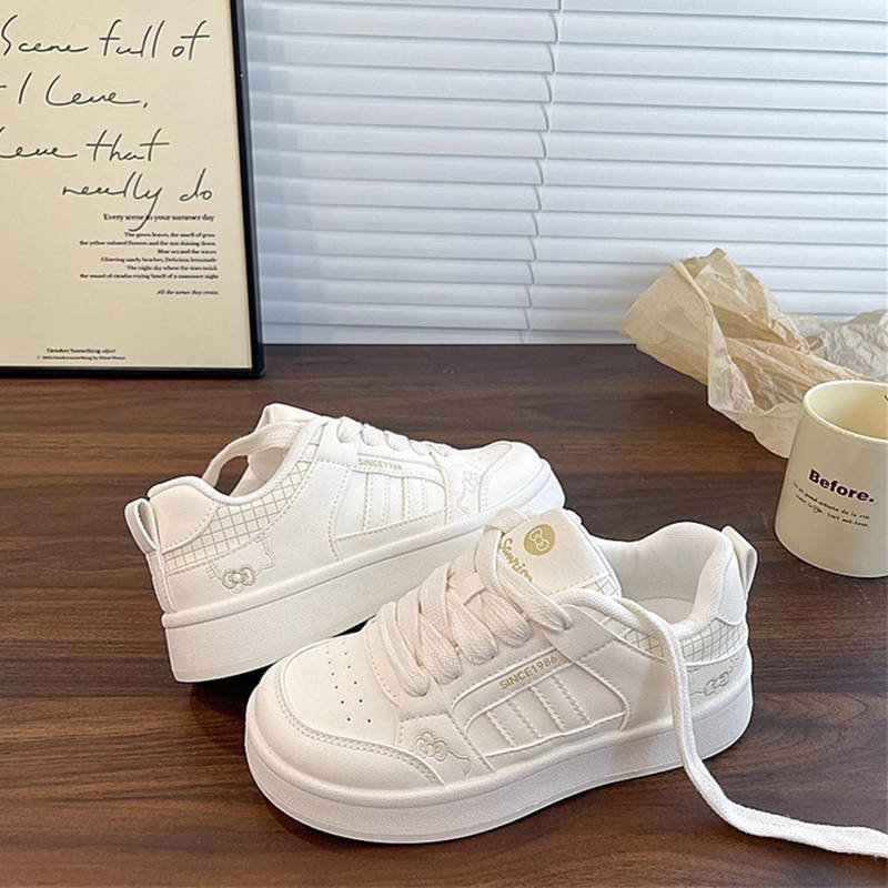 2025 autumn new breathable versatile little white shoes for women ins tide students flat-bottomed leisure sports moral training board shoes for women