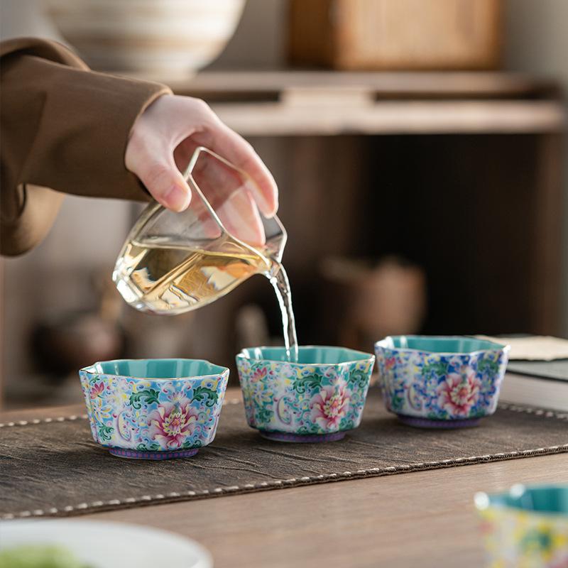 Enamel Color Personal Master Kung Fu Set Ceramic Tasting Tea Cup Gift Box Souvenir