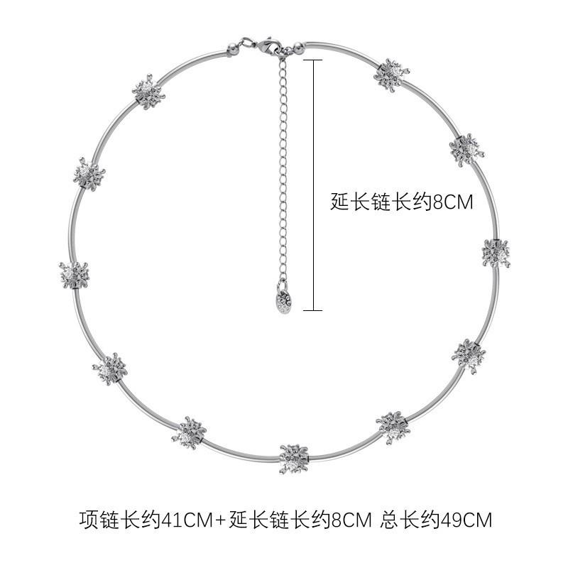 New colored diamond geometric pleated necklace wholesale cold wind personalized neck chain exquisite versatile necklace Spice Girl