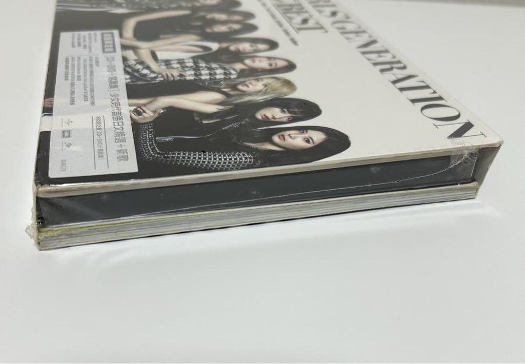 [USED] Rare Taiwanese label Girls' Generation THE BEST Best Album