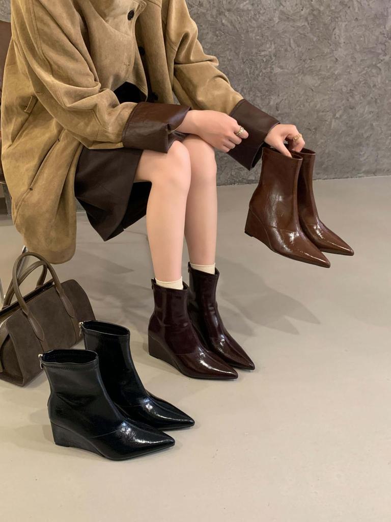Slope Heel High Heel Short Boots 2025 New Autumn and Winter Pointed Elastic Thin Boots Brown Retro Versatile Martin Boots Women