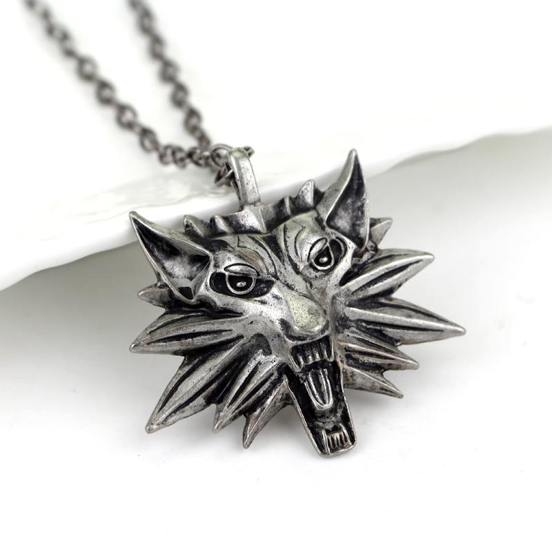 

Оригинальное ретро-ожерелье с подвеской в виде волчьей головы из игры «Ведьмак 3»