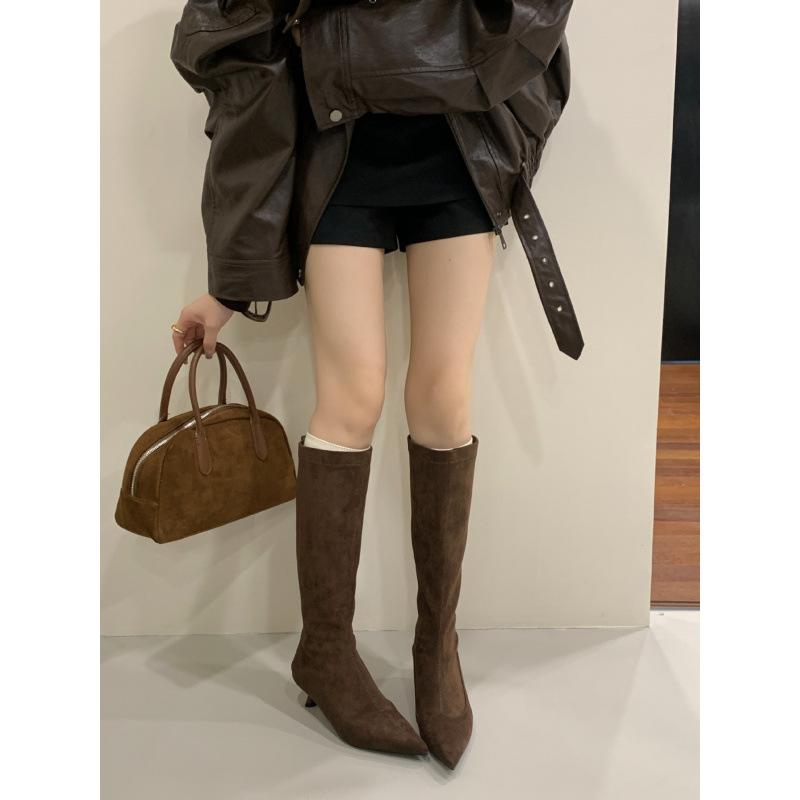 

2025 new fashion versatile European and American style suede pointed head thin heel low heel boots thin high boots women 39 темно-коричневого