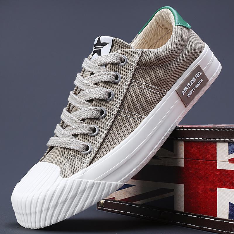 Neue Herrenschuhe für den Frühling Koreanischer Stil Modetrend Vielseitige Herren-Freizeit-Canvas-Schuhe Bequeme Atmungsaktive Flache Schuhe