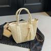 Large Capacity Grass Woven Handbags Women's Summer Beach Vacation Single Shoulder Crossbody Bag Chic Peach Wood Tassel Totes