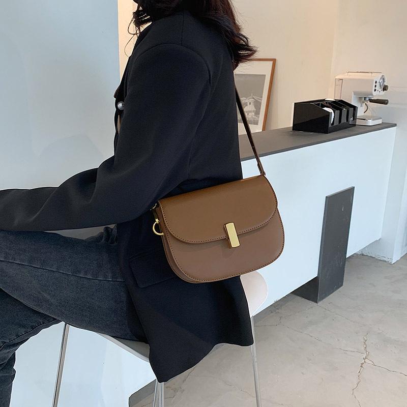 Bag Women's Spring and Summer New Trendy Versatile One Shoulder Crossbody Fashion Saddle Bag
