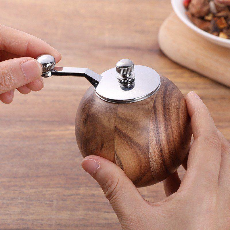 Adjustable Hand-Cranked Wooden Pepper Grinder for Freshly Ground Black and Sichuan Peppercorns