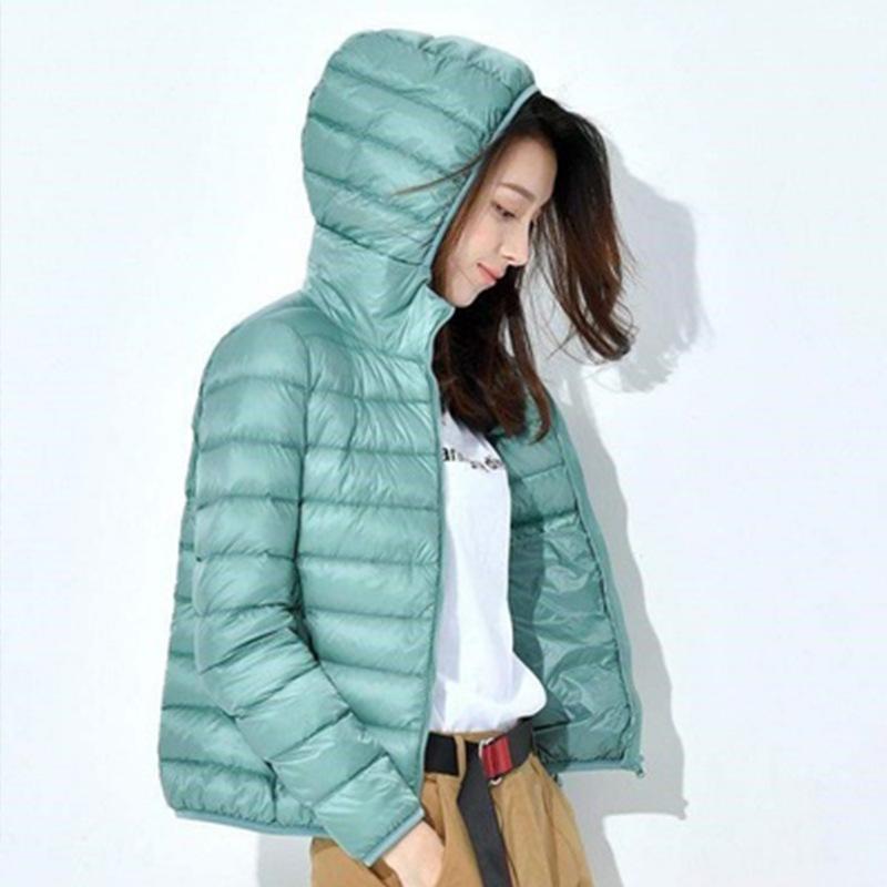 2024 autumn and winter new breathable and light hooded down jacket women's short four-season fashion slim jacket