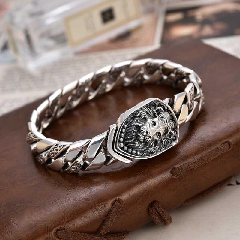 Gepersonaliseerde Artistieke Leeuwenarmband voor Mannen: Stijlvolle, Veelzijdige, High-End Sieraden met een Eenvoudig, Niche Ontwerp.