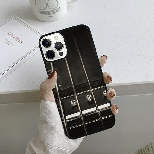 

Чехол для телефона с гитарными и басовыми струнами Rock Для iPhone 17 Air 14 15 16 13 12 Чехол Для Apple Pro Max 6S Plus Coque iPhone 14pro