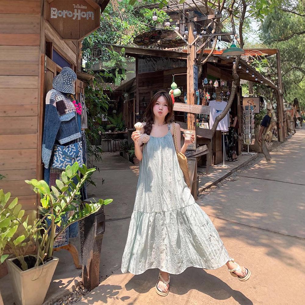 Women's Summer 2024 French Casual Mid-Length Halterneck Sling Dress