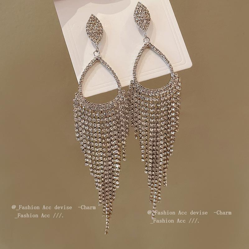 Silver Needle with Diamonds, Water Drop Fringed Earrings, European and American Niche Fashion Studs, Retro High-end Sense, Versatile Earrings, Women