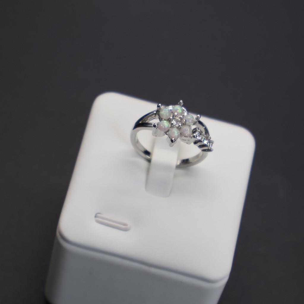 Elegant Opal Ring With Floral Design Stunning Women's Fashion Jewelry In White Color