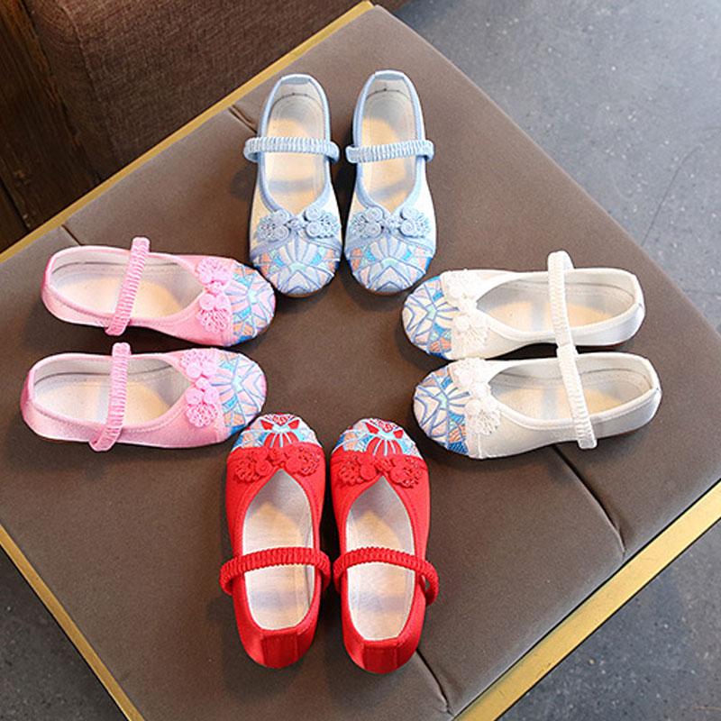 Chinese Antiquity Style Girls Shoes Embroidered Hanfu Shoes Kawaii Kids Lolita Dress Shoes Carnival Festival Casual Single Flats