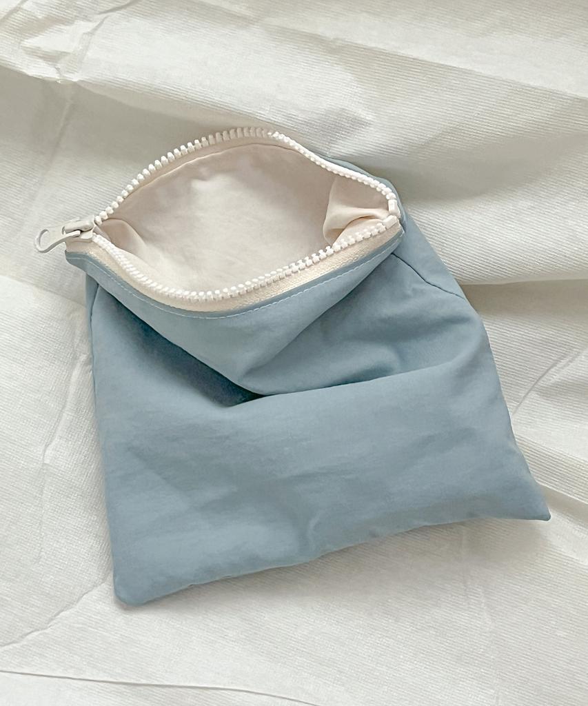 Nuaname Coconut Sorbet Square Pouch