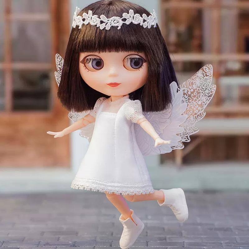 New POP MART Pop Mart IP Doctoral Blythe Trendy Figures 15cm 1220706001