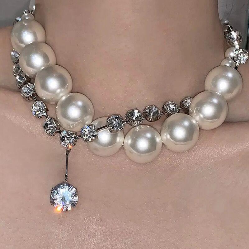 Elegant European & American Style Large Pearl Necklace - Luxurious, Unique Design Clavicle Chain for Women