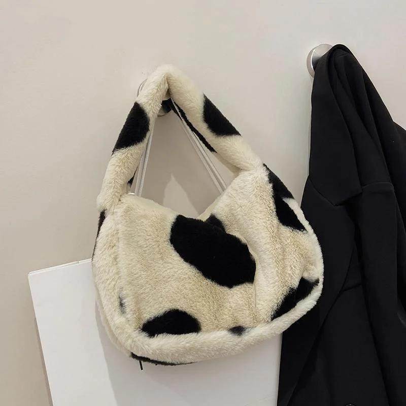 1 Pcs Shoulder Bag Simple Personalized Crossbody Bag Popular Texture New Plush Harajuku Style Cow Fashion Foreign Style Plush