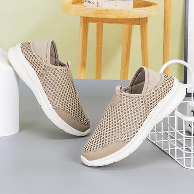 New Large Size Summer Mesh Breathable Hollow Mesh Shoes Couple Running Light Casual Sports Soft-soled Shoes